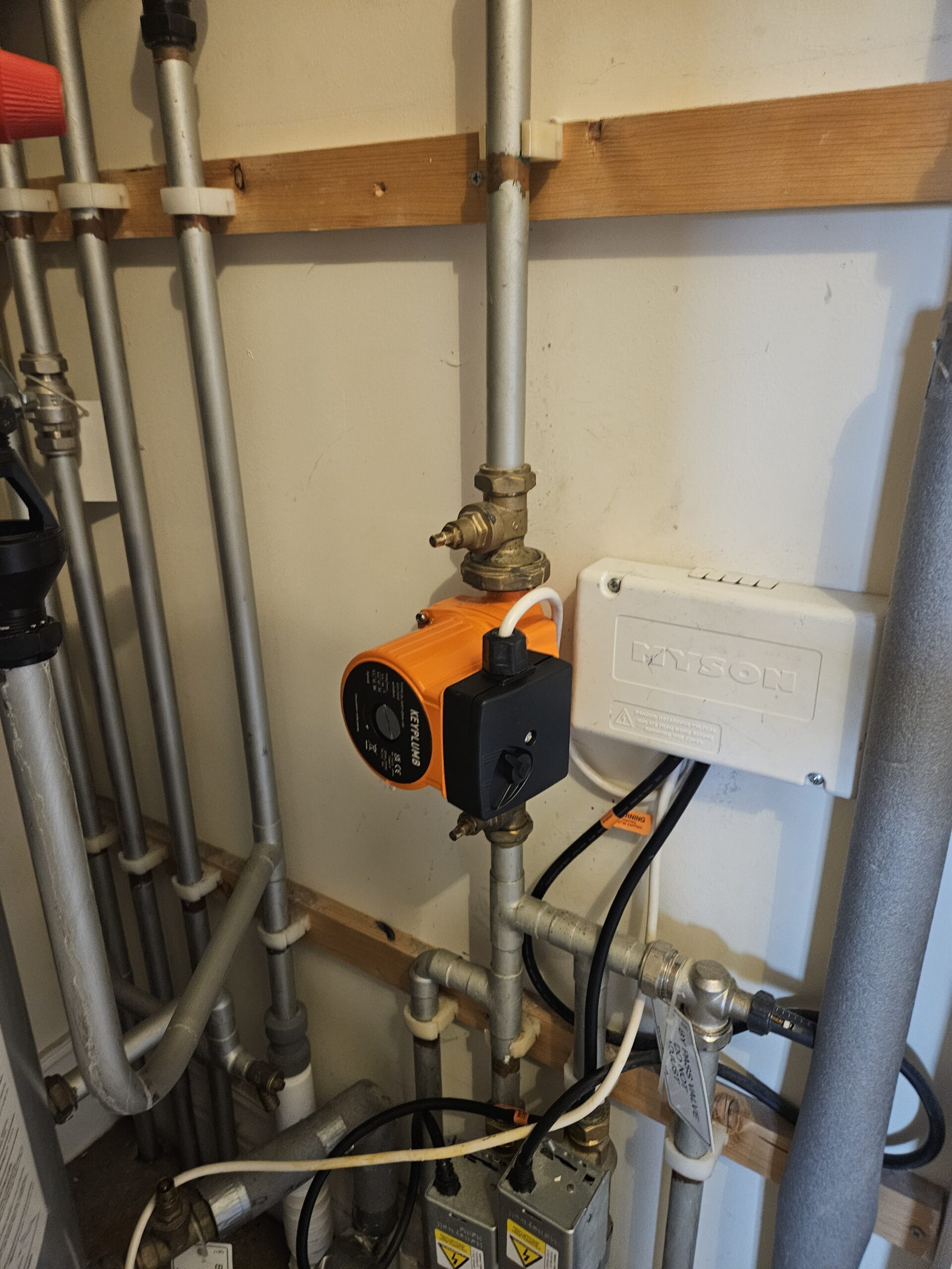 Emergency boiler breakdown repair by heating engineer in Epsom